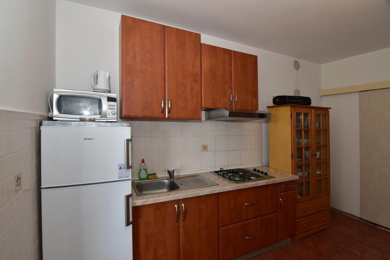 Apartments Dobrinic マカルスカ エクステリア 写真