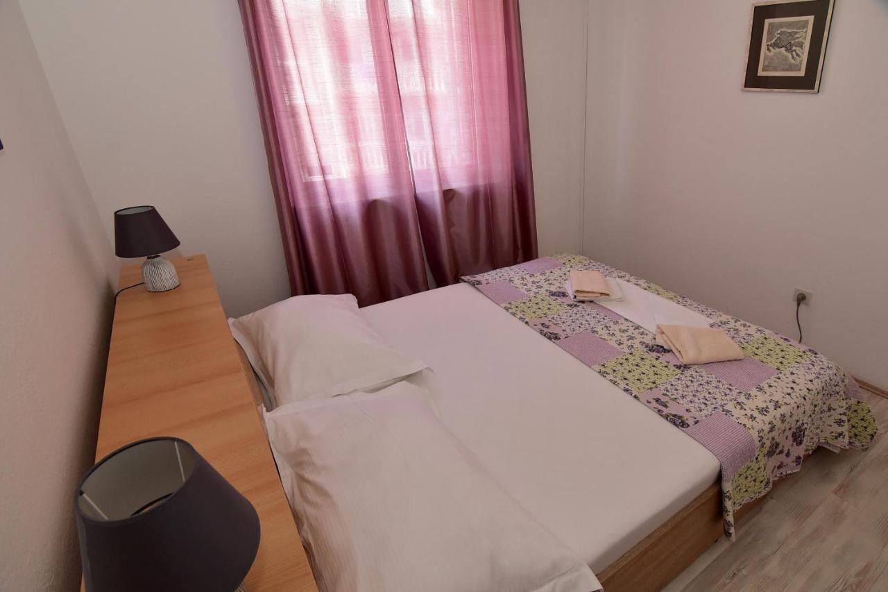 Apartments Dobrinic マカルスカ エクステリア 写真